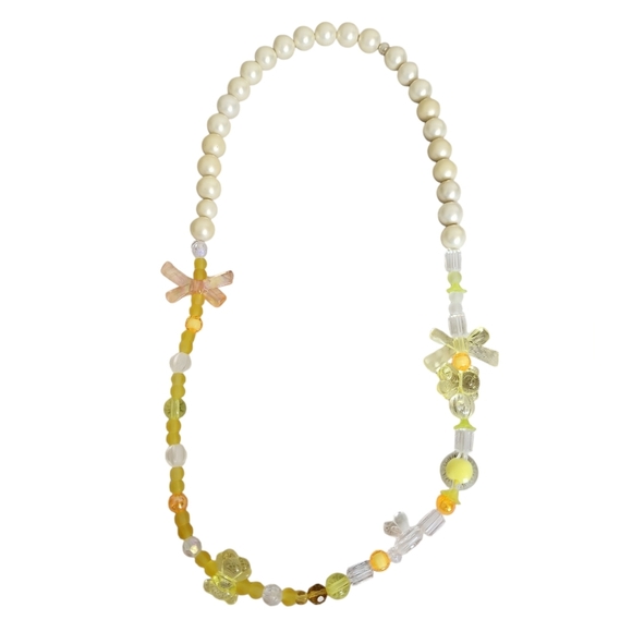 Faux Pearl Coquette Yellow Orange Bear Frosted Glass Clear Barrel Beads Necklace - Picture 3 of 9